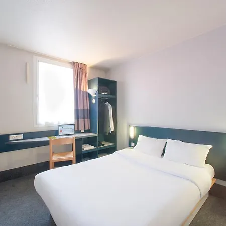 Lyon Hotel