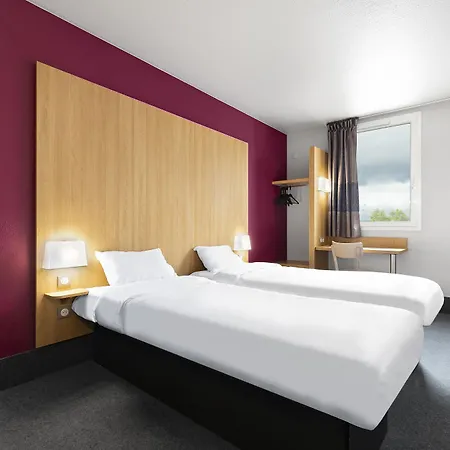 Lyon Hotel 2*