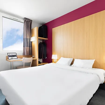 Lyon Hotel 2*