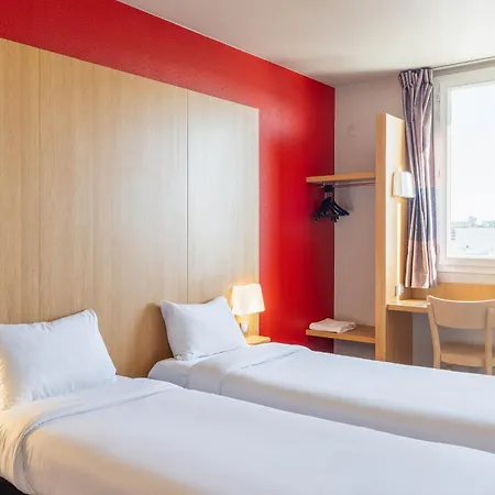 Lyon Hotel 2*