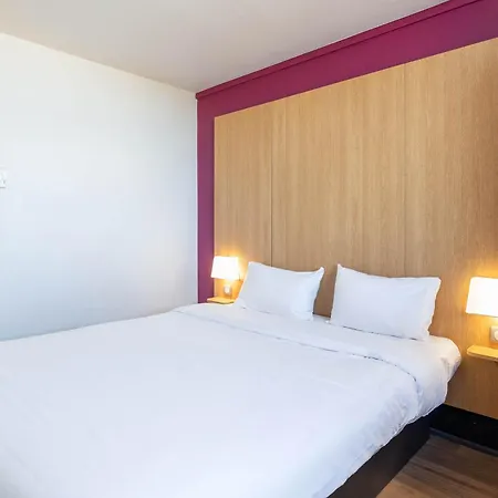 Lyon Hotel 2*