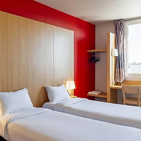 Lyon Hotell 2*