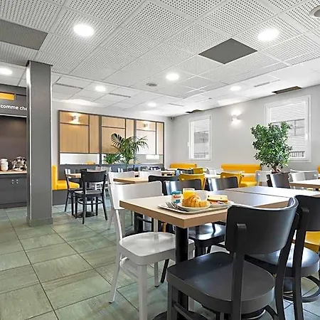 Lyon Hotell Vénissieux