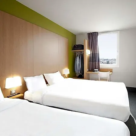 Lyon Hotel Vénissieux